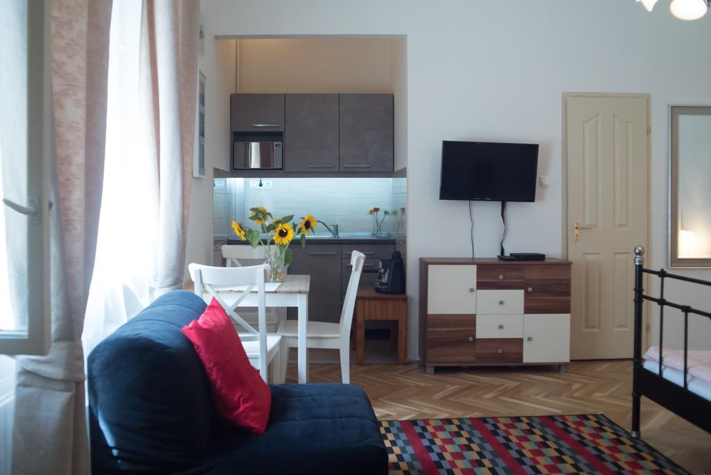 Friendly Home In The Center Budapest Exterior photo